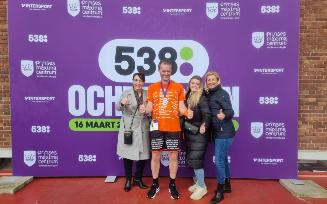Samen in actie tijdens de 538 Ochtendrun voor het Prinses Máxima Centrum